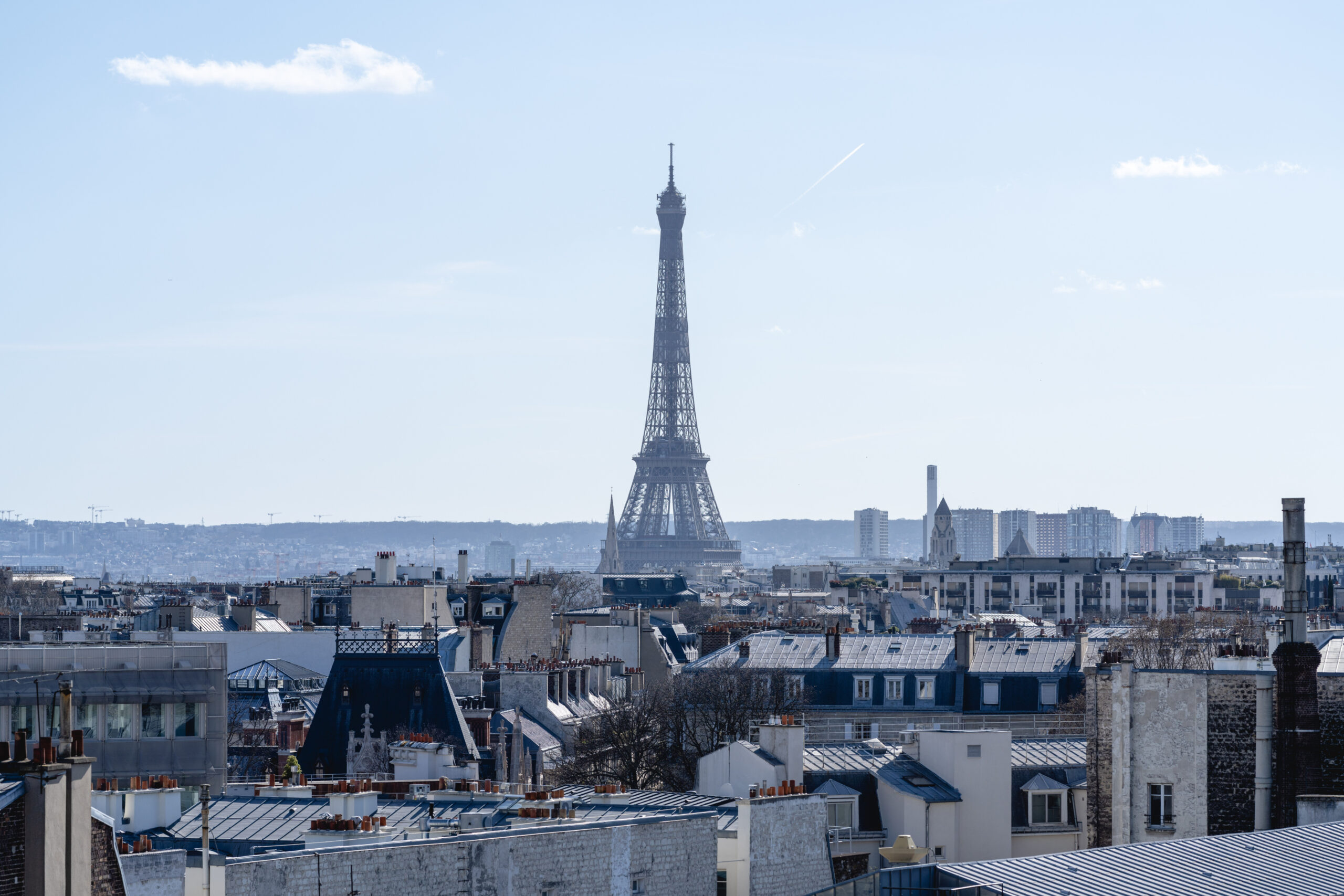Hire a Private Jet to Paris