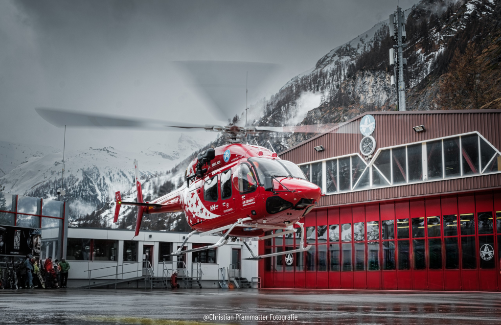 Bell429-und-Ambulanz-1024x664.png