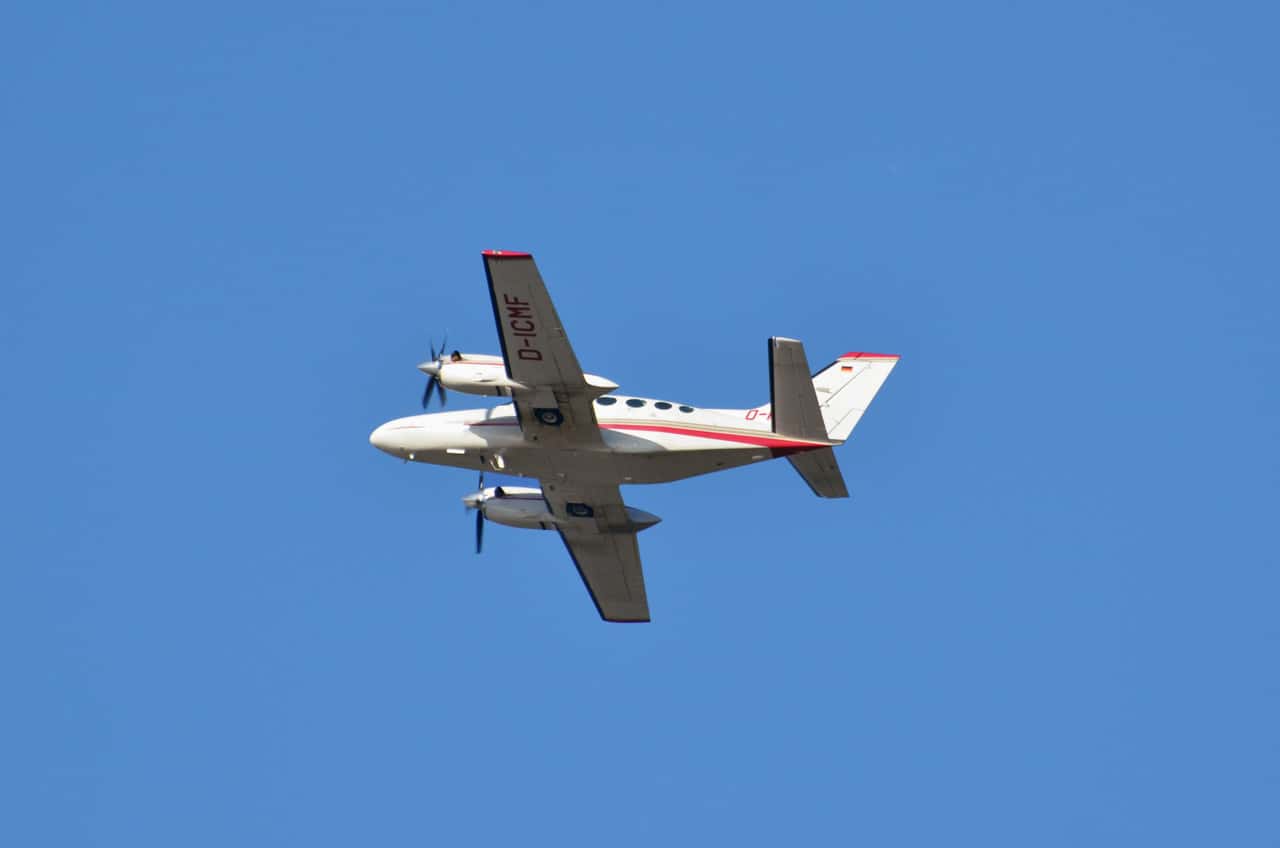 Cessna 425 Conquest I - Zadra Aviation Charter