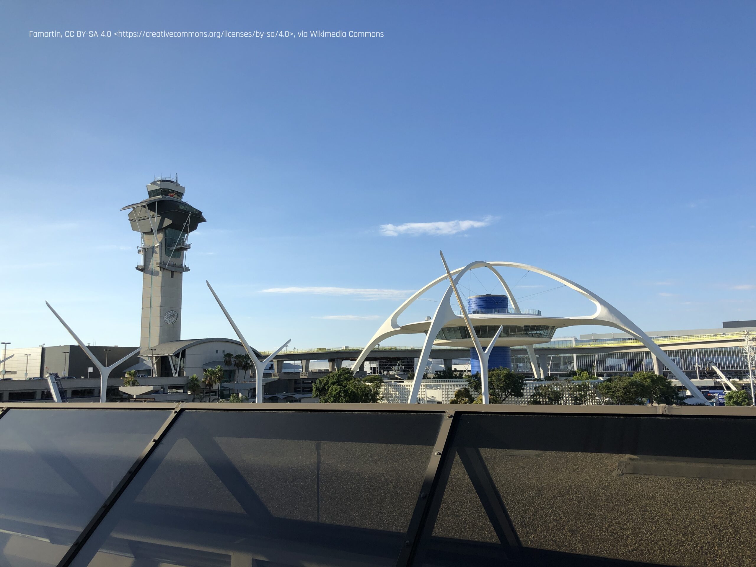 Why Choose Los Angeles International Airport
