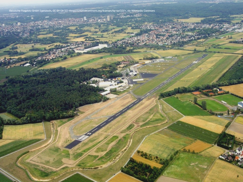 Airport Overview: Business-Focused Infrastructure within Frankfurt Airspace