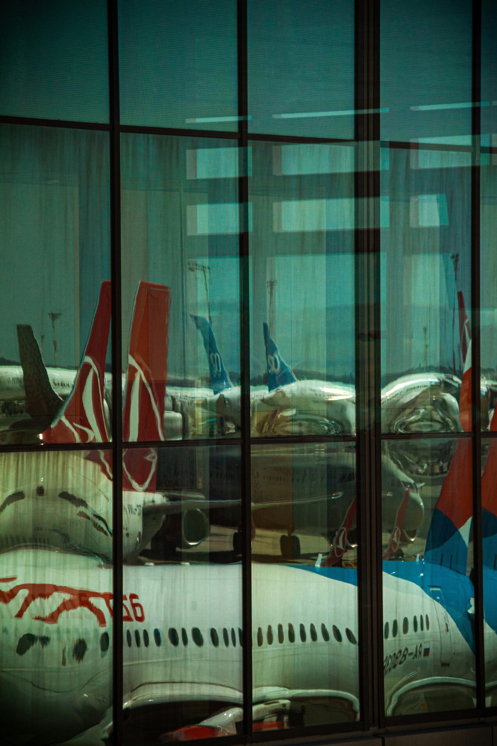 Why Do Clients Choose Private Jet Charter to SAW Instead of Commercial Routing?
