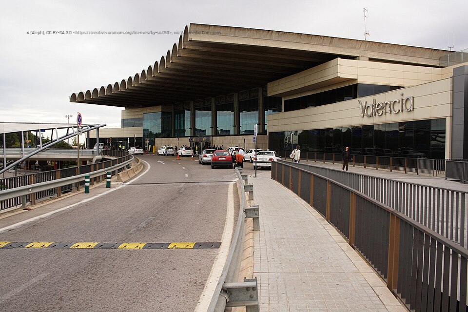 Valencia Airport Overview