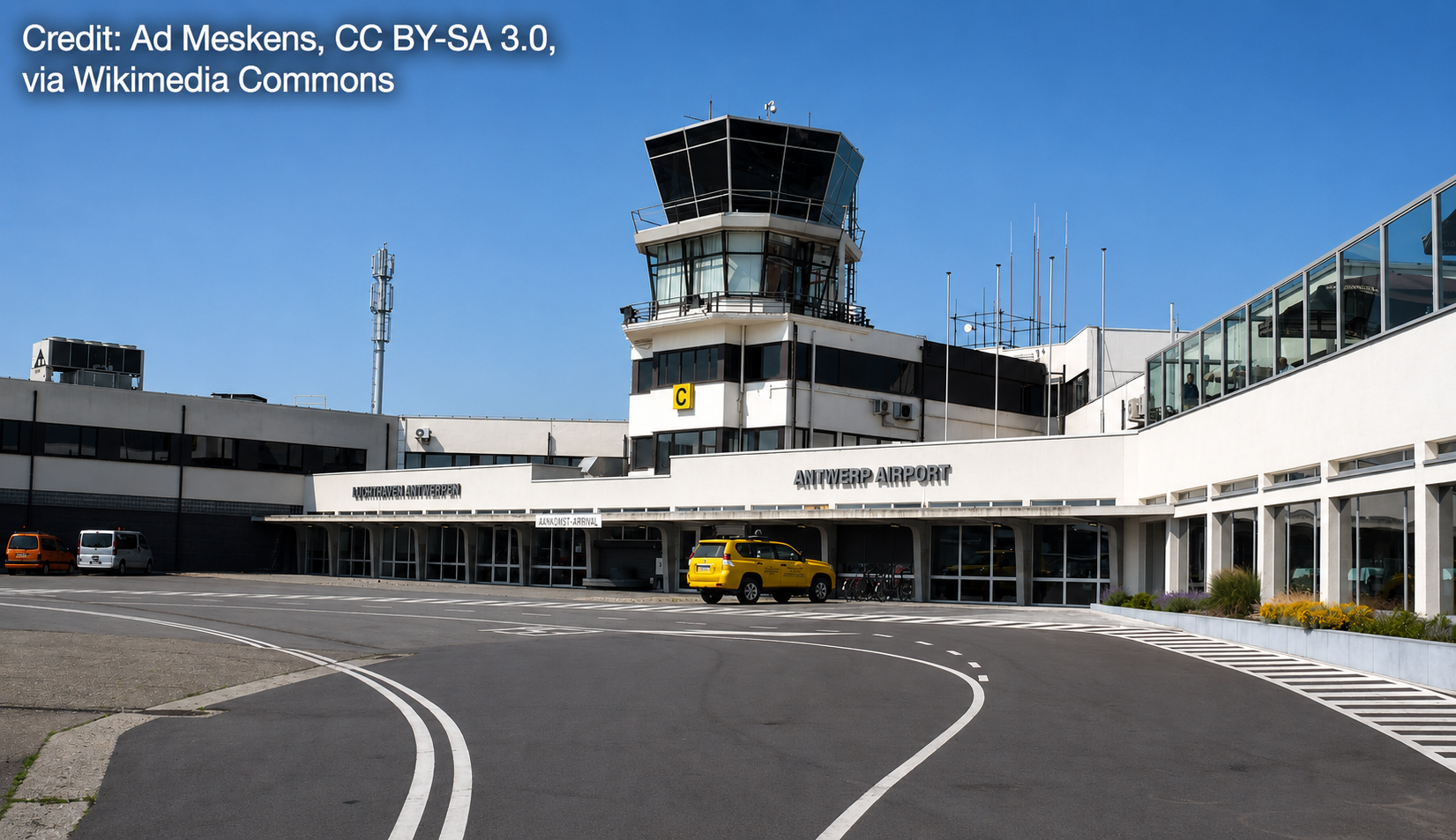 Why Charter a Private Jet to Antwerp