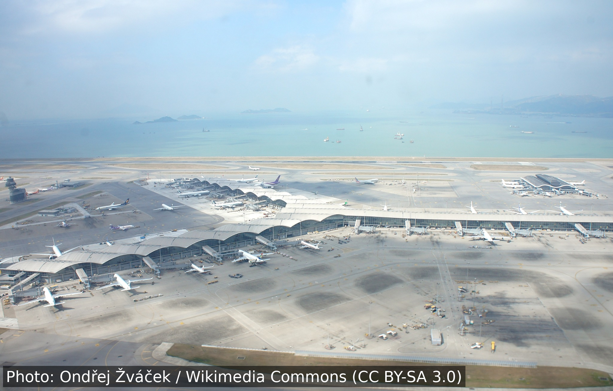 Airport Overview – Hong Kong International Airport