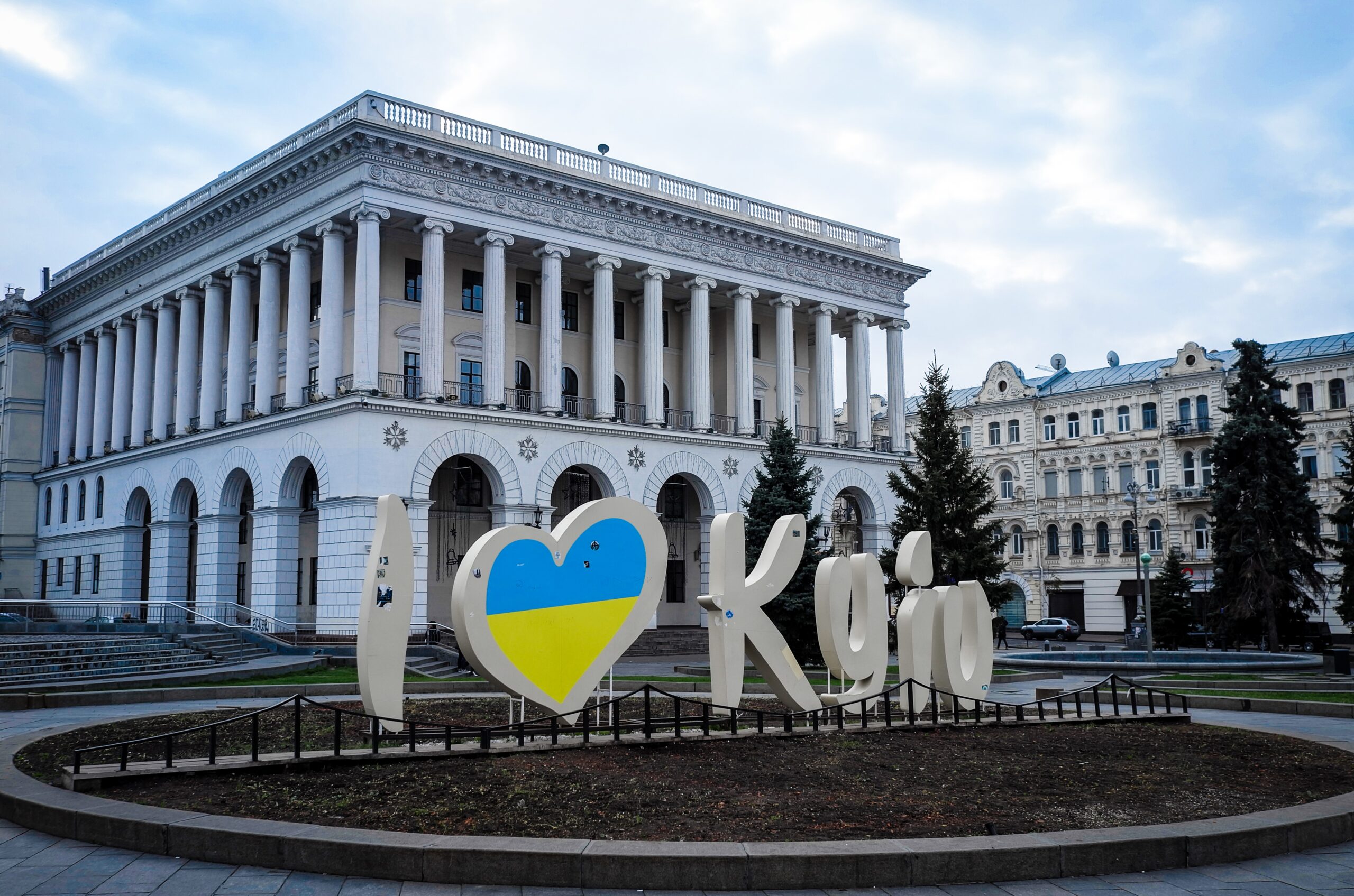 Why Charter a Private Jet to Kyiv