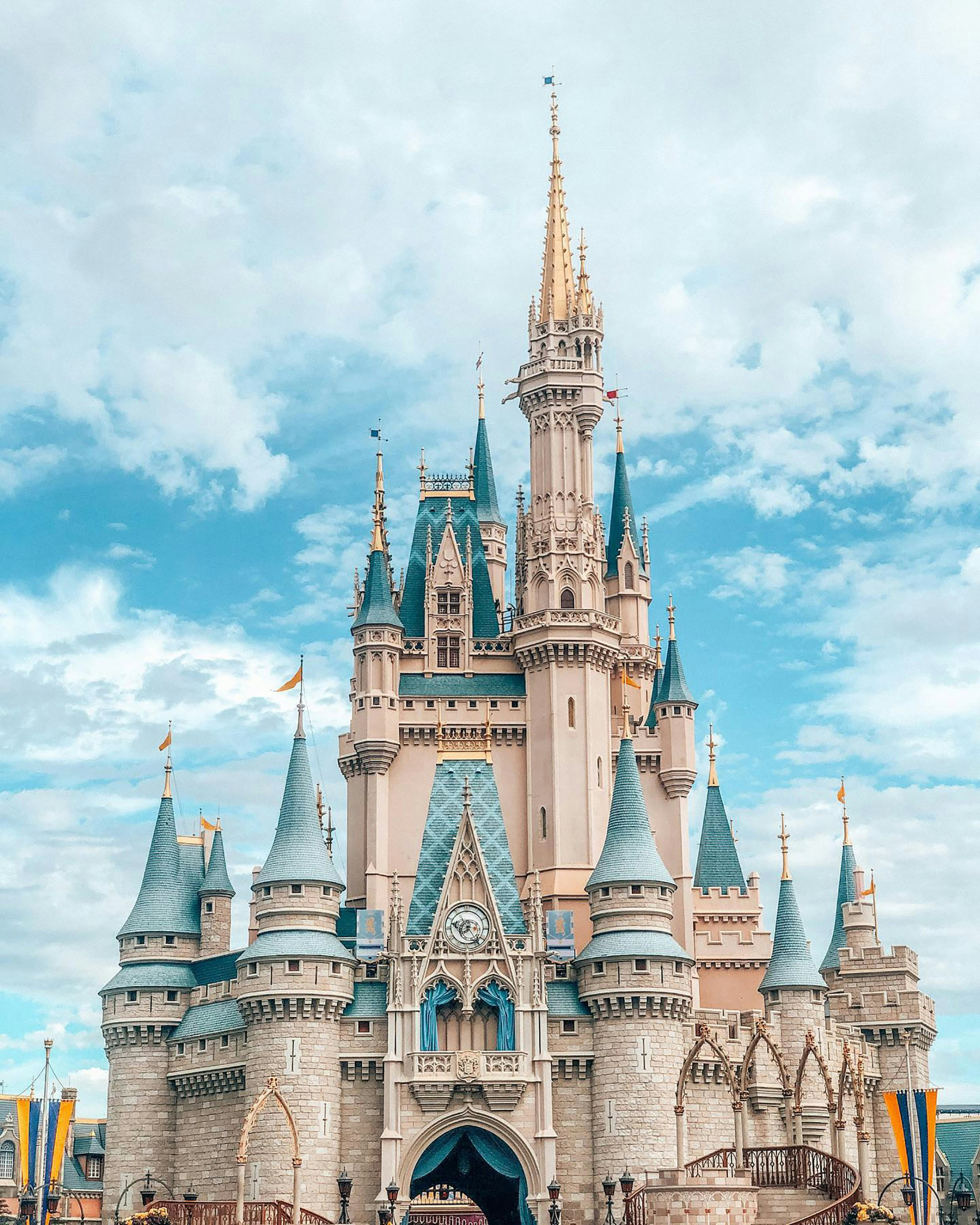 Why Fly Private to Orlando?