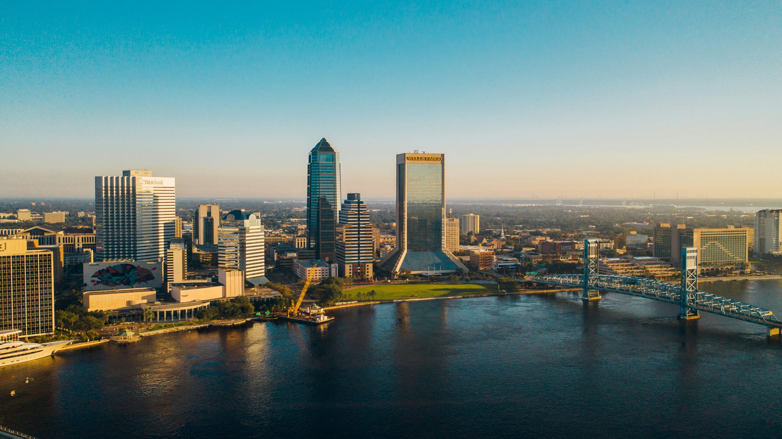 Why Fly Private to Florida?