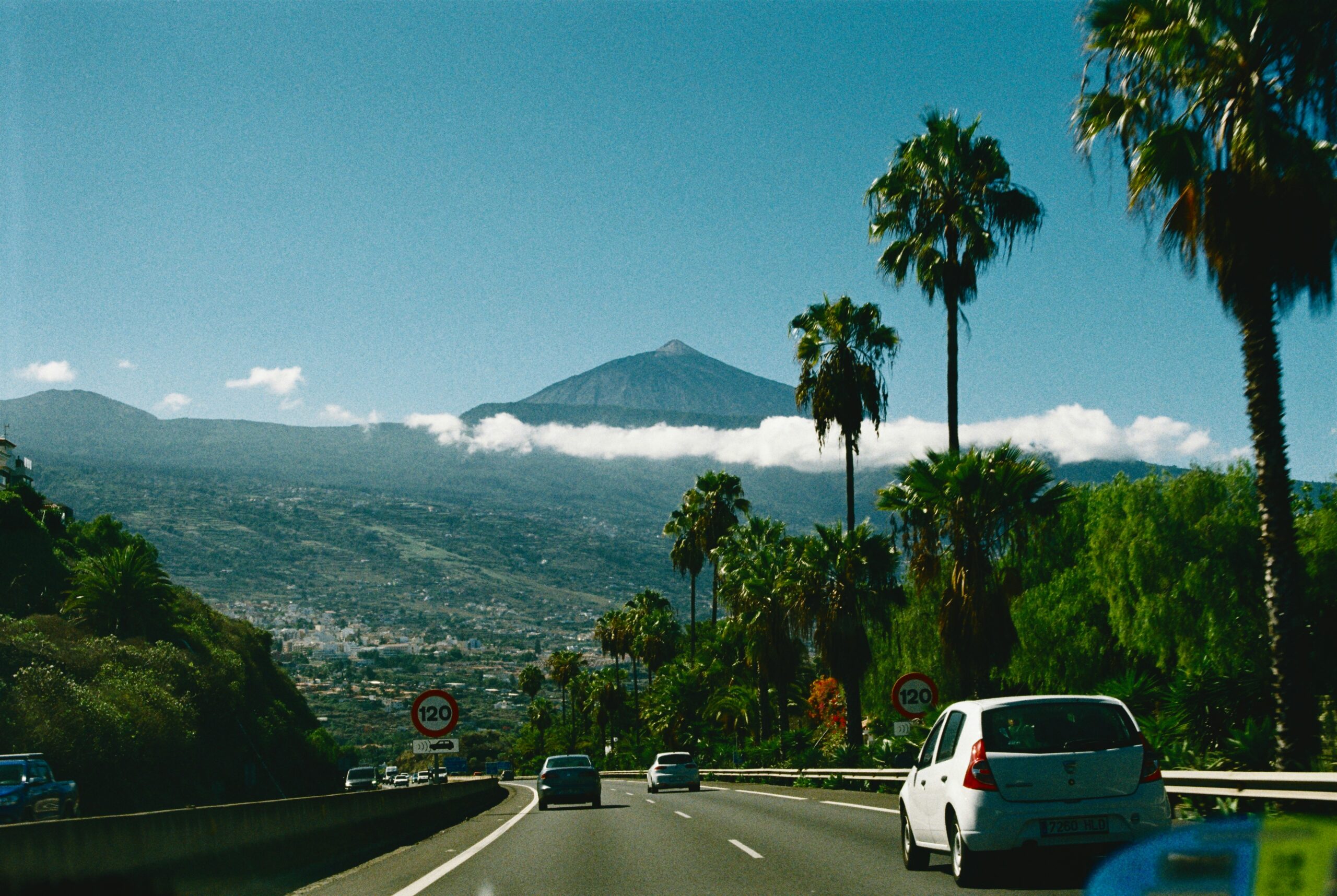 Popular Private Jet Routes to and from Tenerife