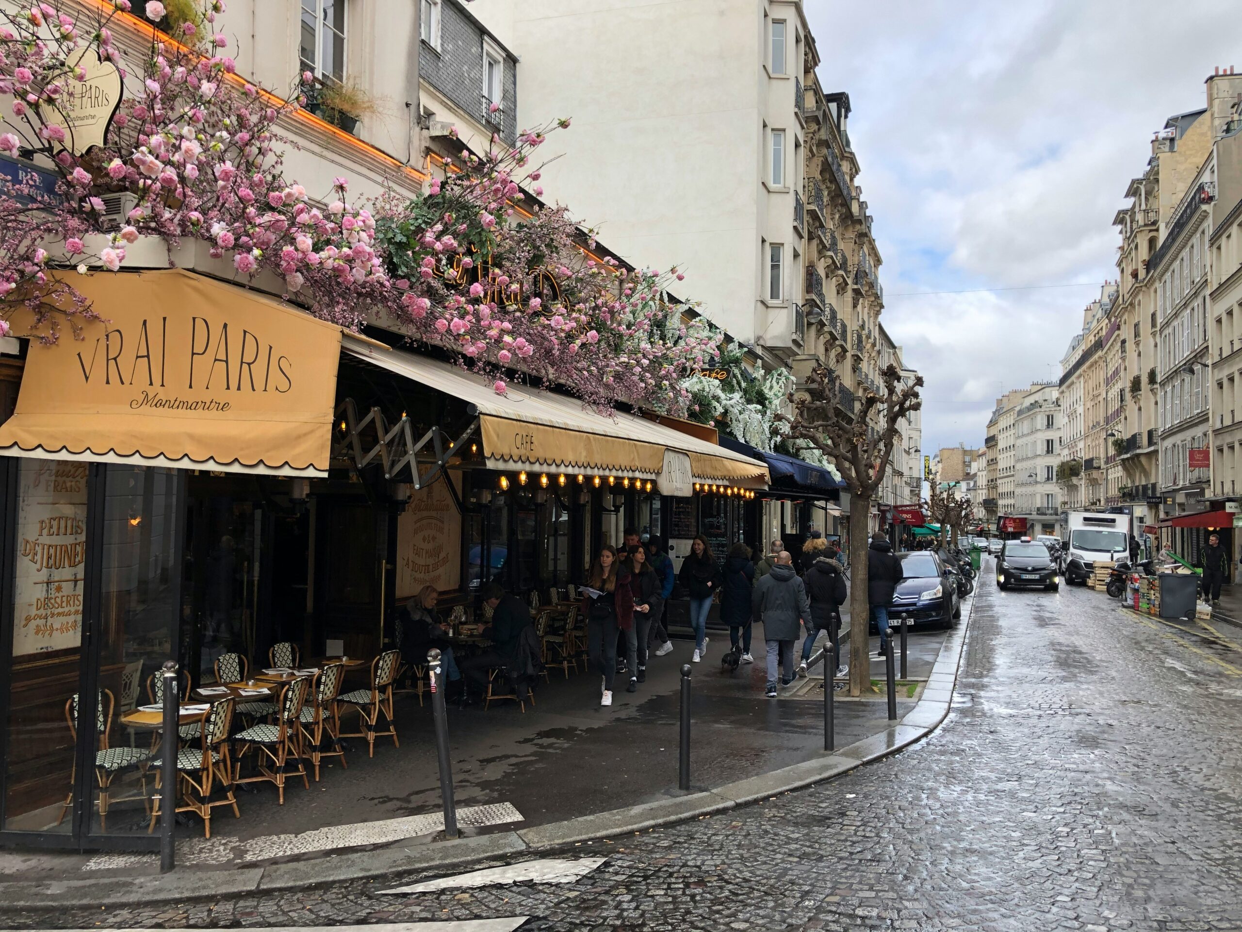 Einen Privatjet nach Paris mieten