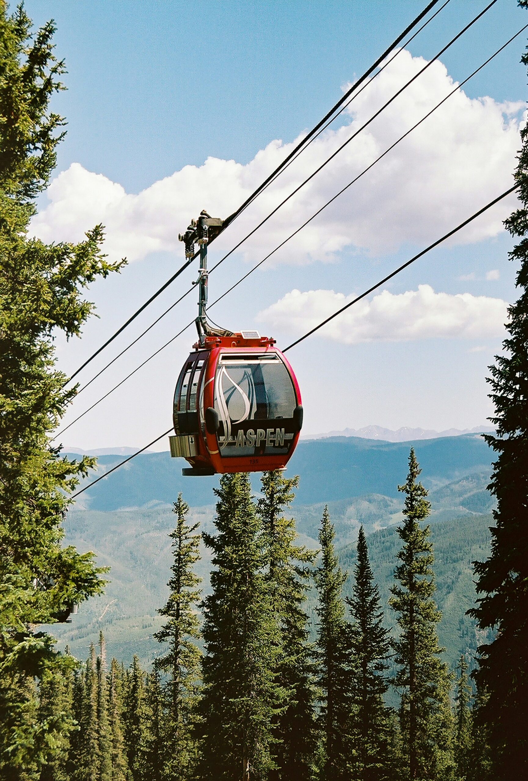 Private Jet Charter to and from Aspen
