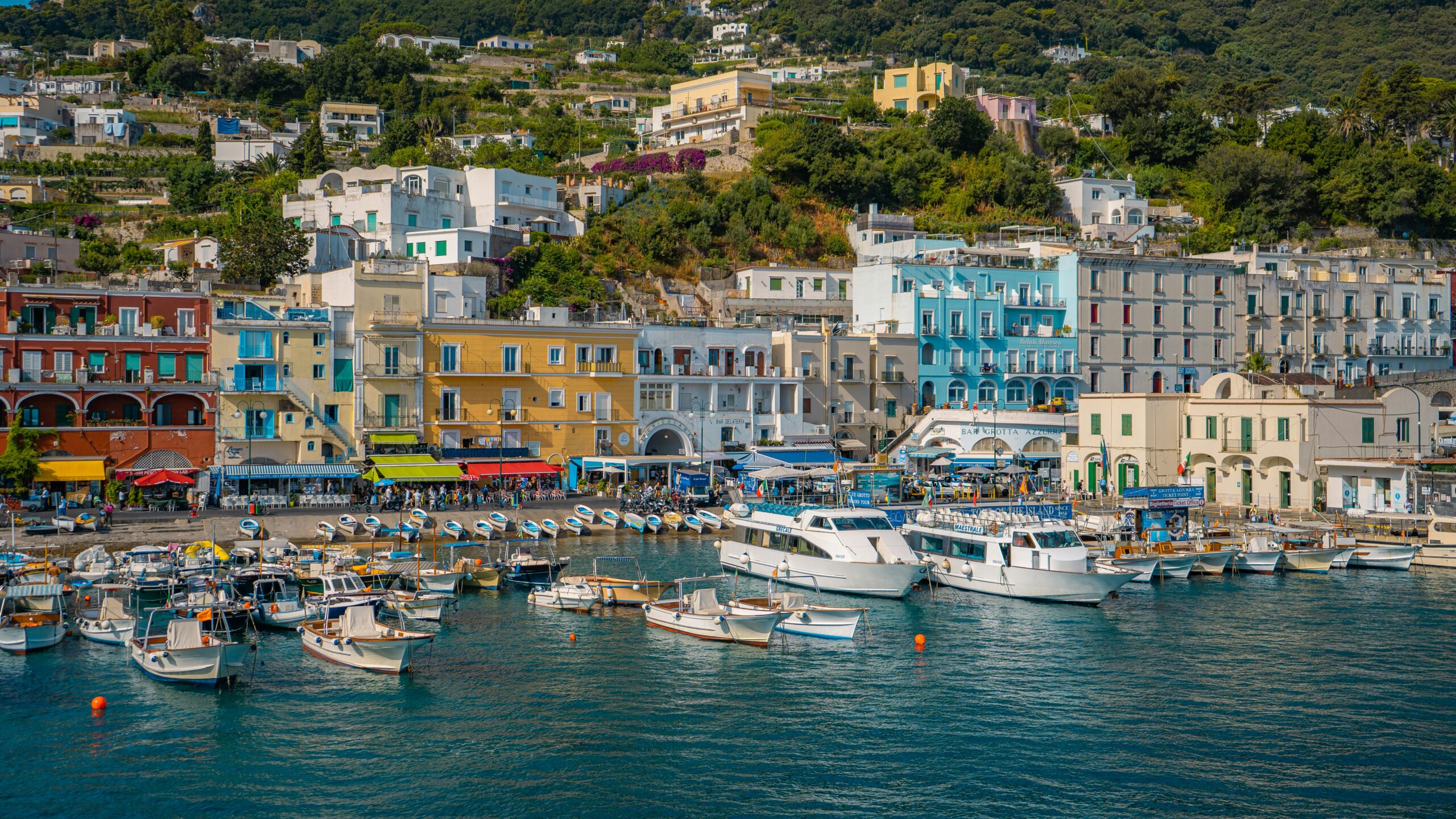 Popular Private Jet Routes to and from Naples/Capri