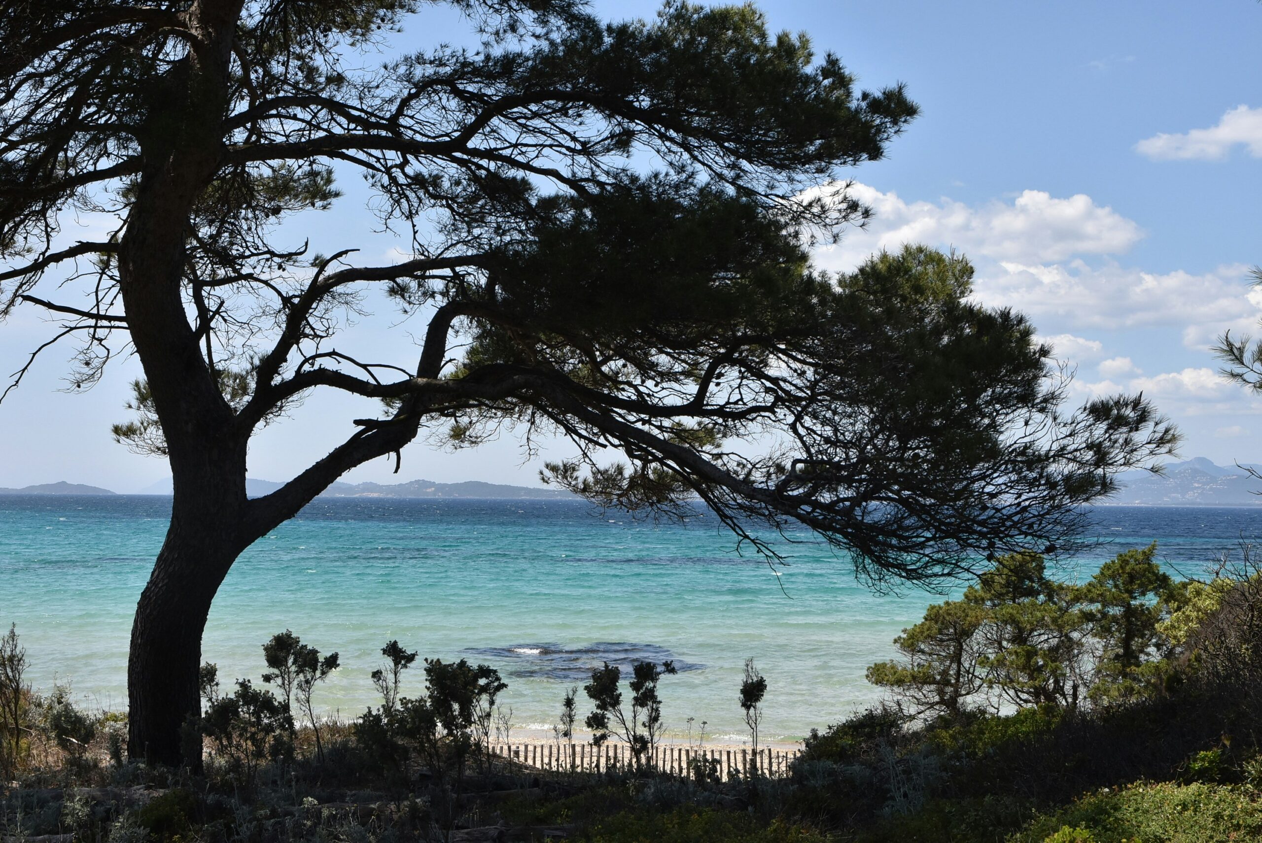 Why Fly Private to Hyères?