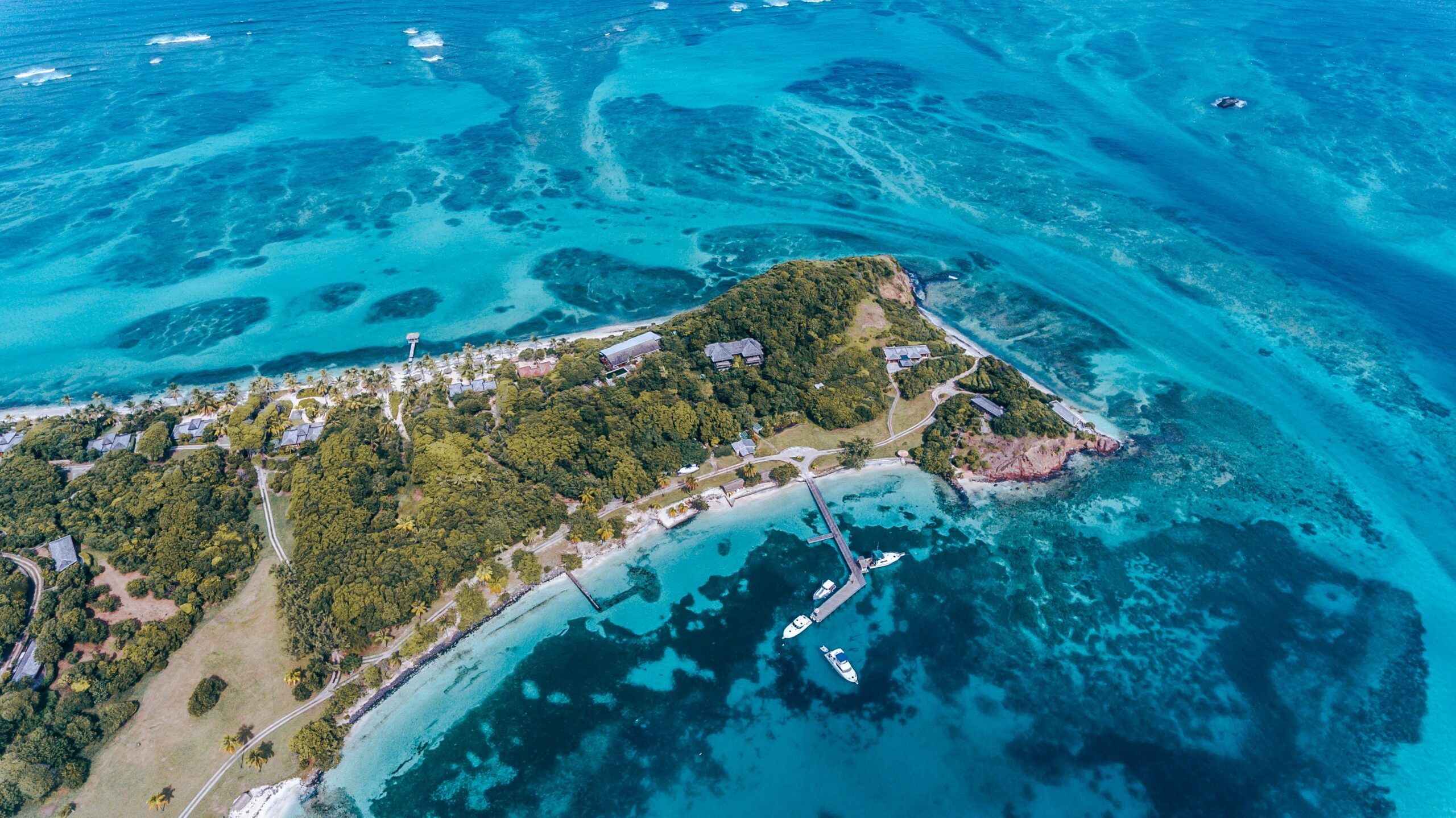 Private Jet Charter to and from Canouan Island