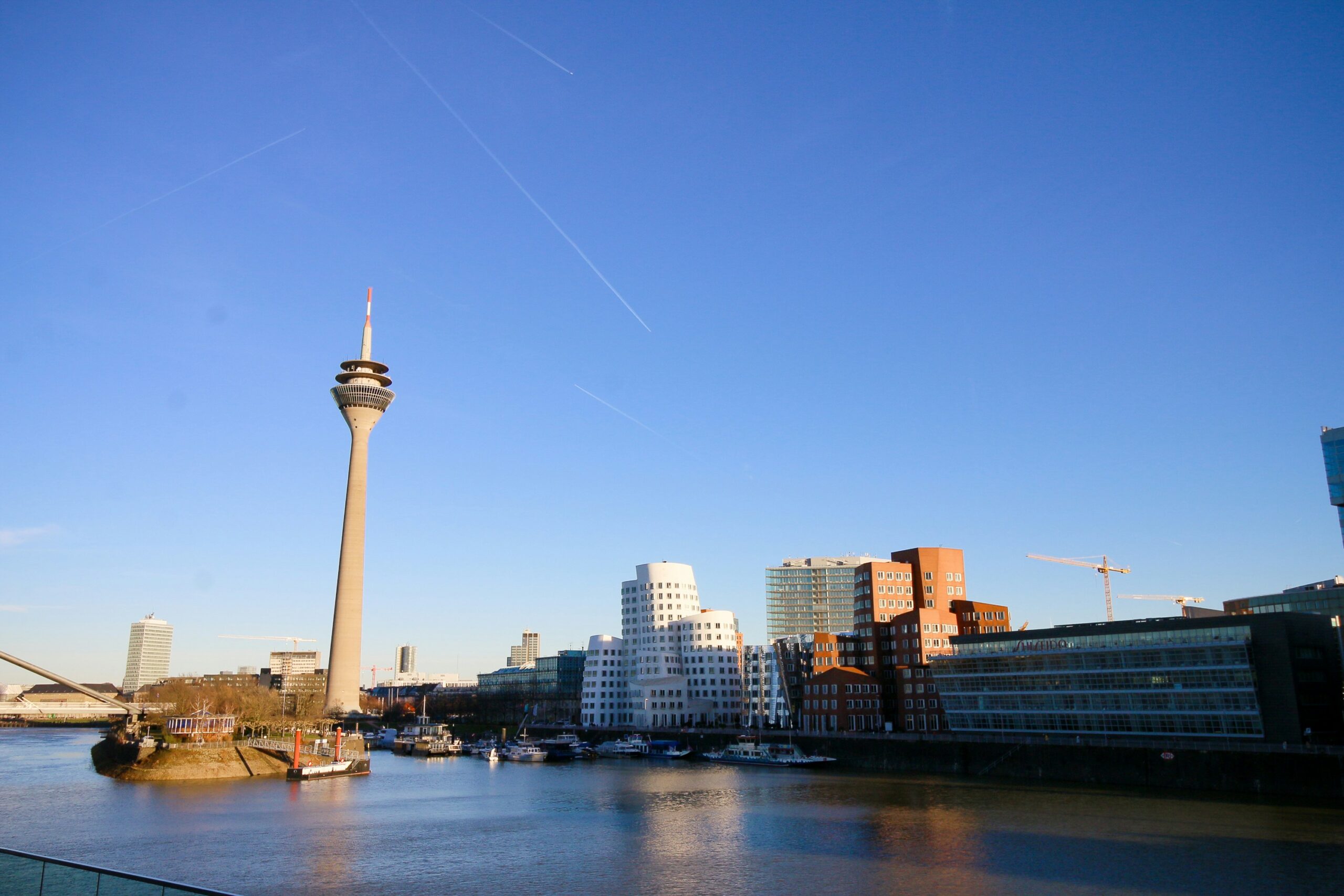 Popular Private Jet Routes to and from Düsseldorf