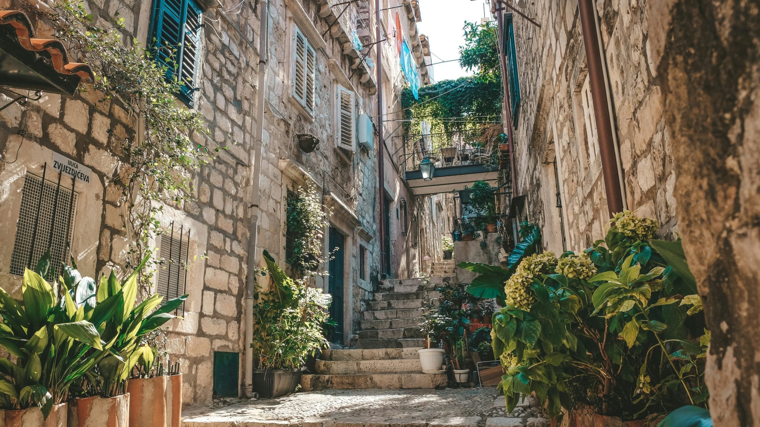 Why Fly Private to Dubrovnik?