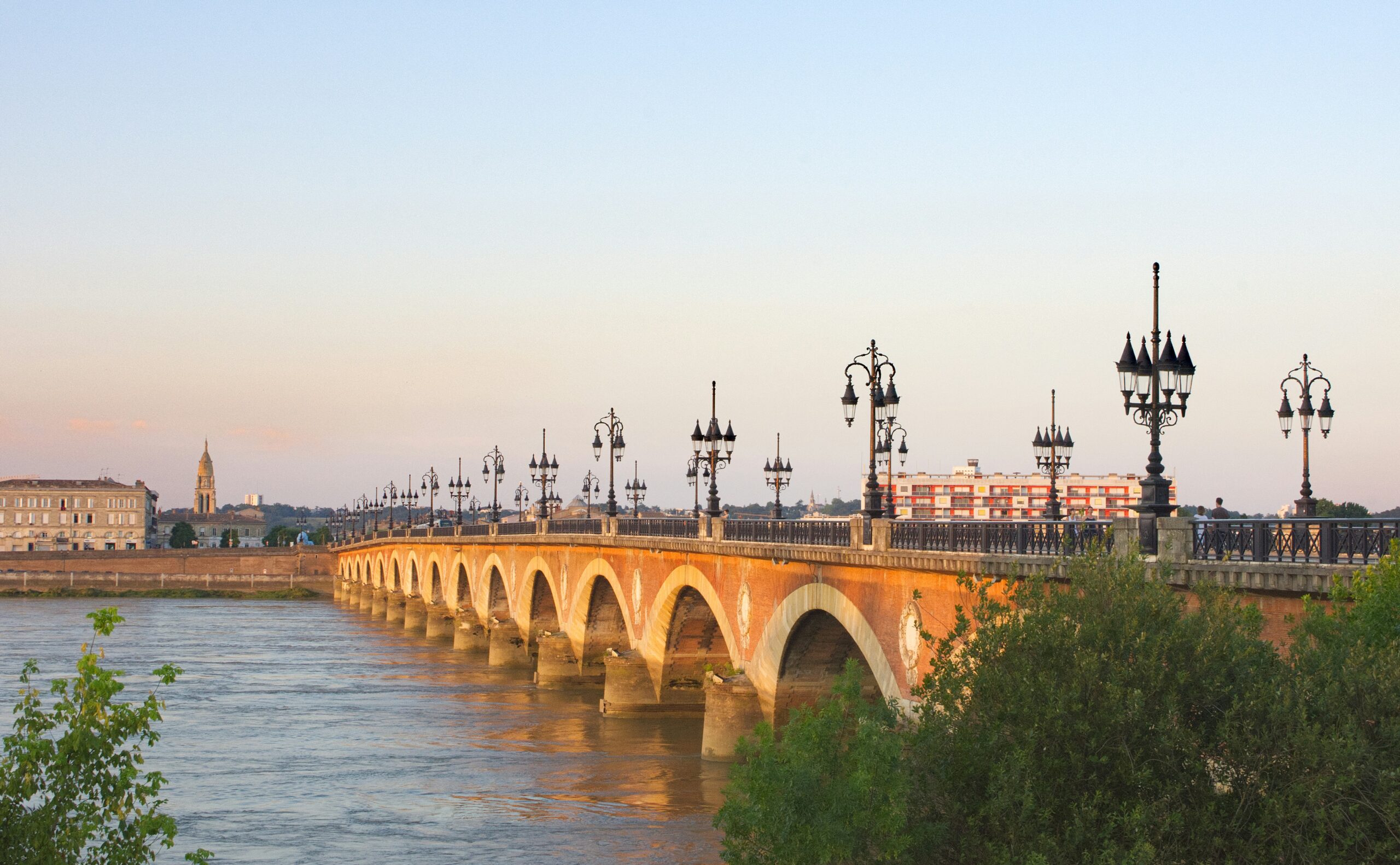 Private Jet Airports in Bordeaux