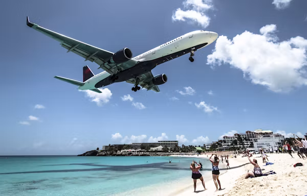 Why Fly Private to Saint Martin?