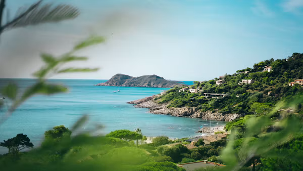 Private Jet Airports in Saint-Tropez