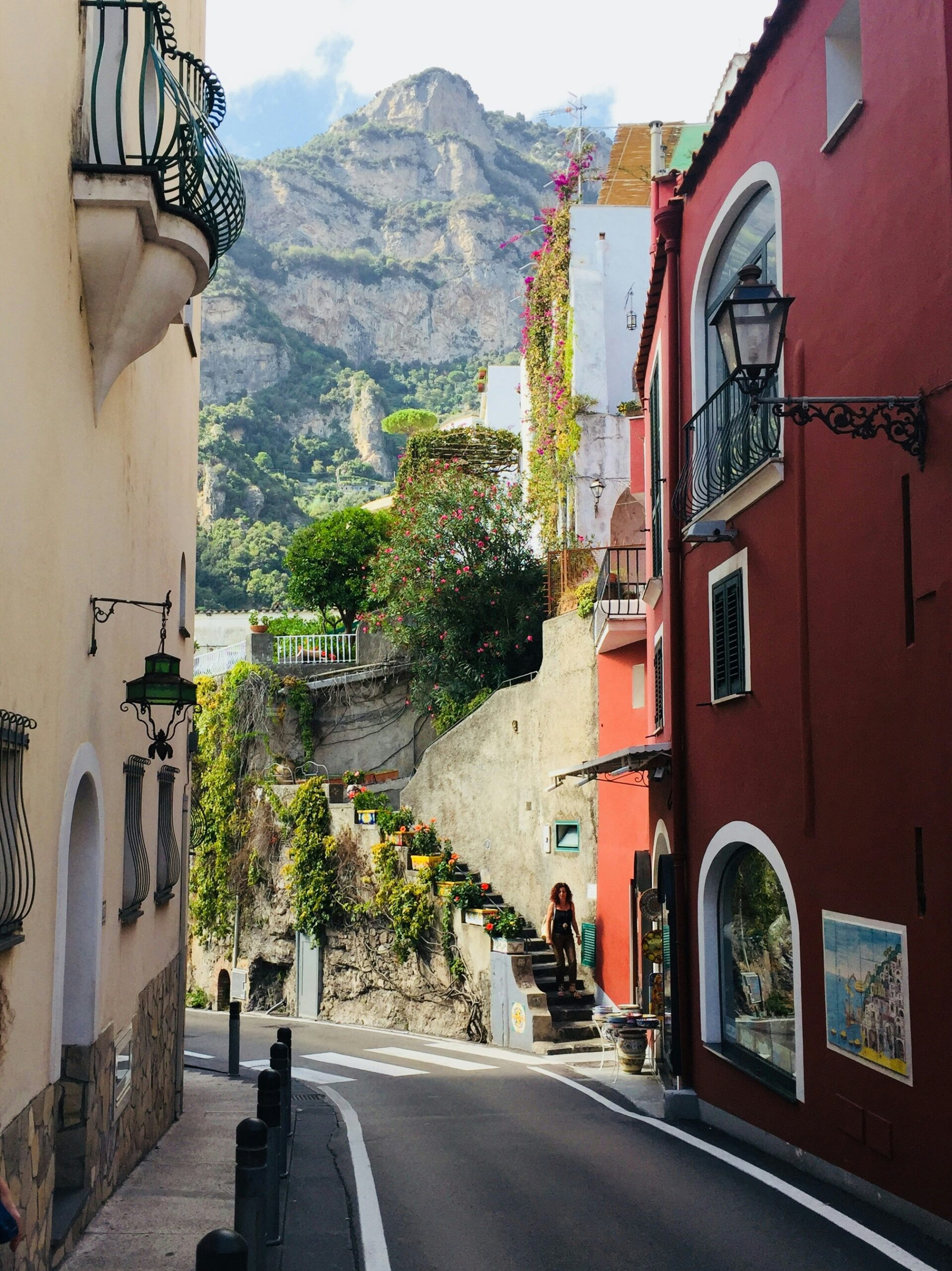 Popular Private Jet Routes to and from Positano