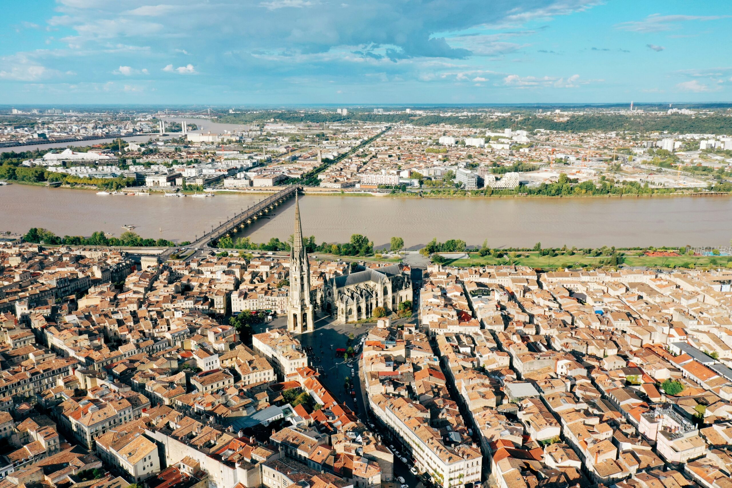 Popular Private Jet Routes to and from Bordeaux